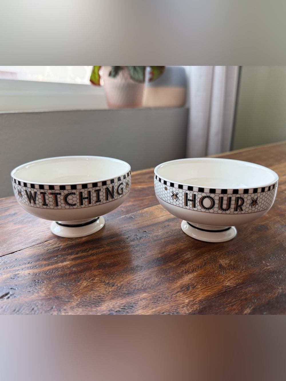 Bistro Tile Stoneware 24k Gold Accent Halloween Nut Bowl- set of 2